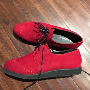 Creeper style shoes. Vegan red suede. Sz9 wmns